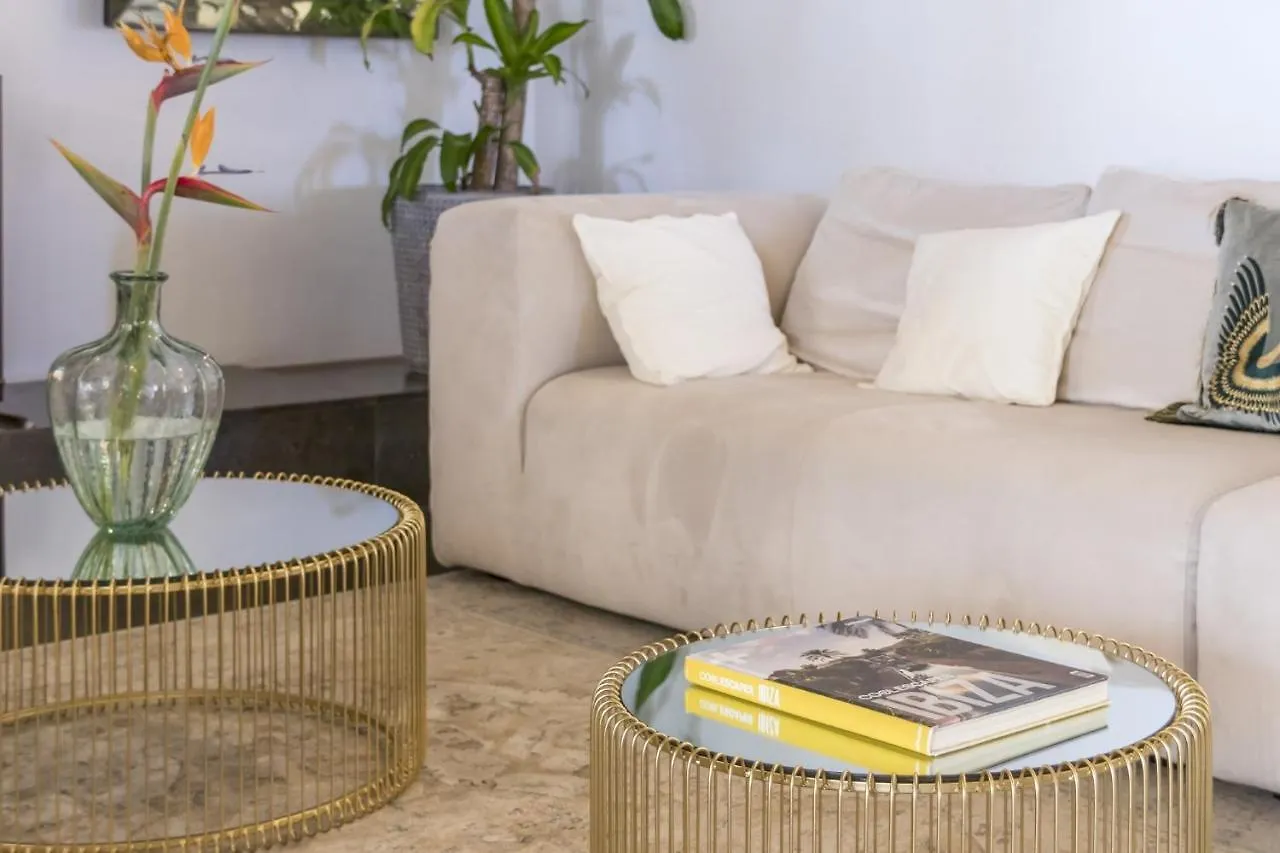 Ravishing Ibiza Villa Cel Blau 9 Bedrooms Private Pool Beautiful Country Views Santa Eulalia Santa Eularia des Riu 0*,  Španělsko