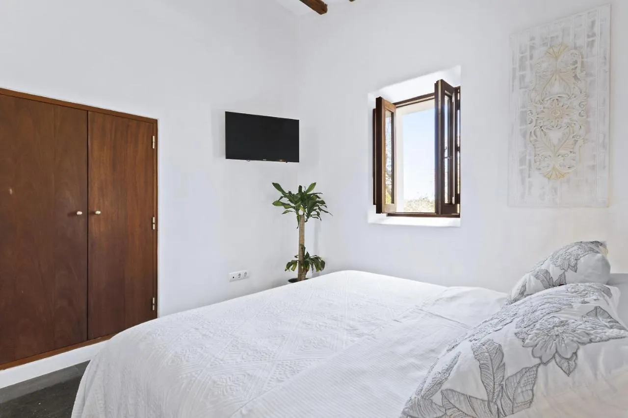 Ravishing Ibiza Villa Cel Blau 9 Bedrooms Private Pool Beautiful Country Views Santa Eulalia Santa Eularia des Riu Španělsko
